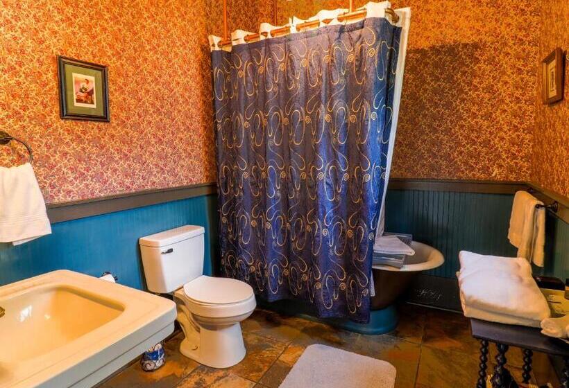 ベッドアンドブレックファースト The Steamboat Inn