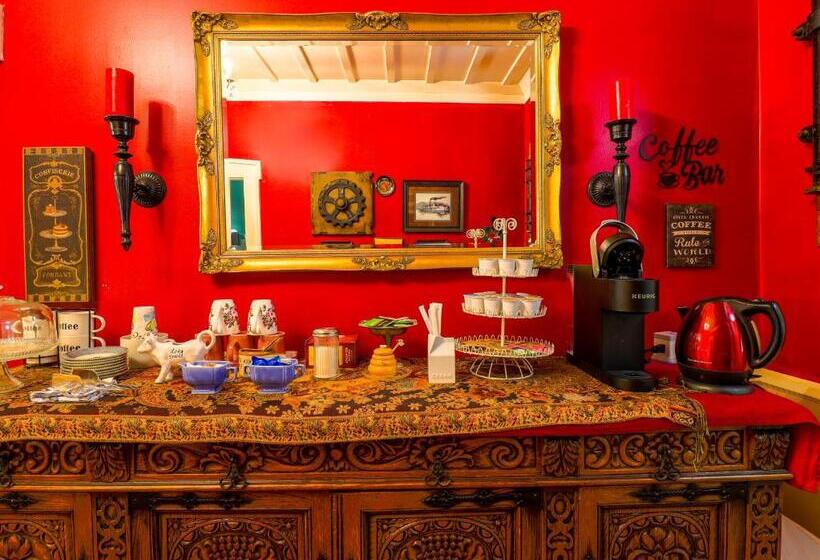 ベッドアンドブレックファースト The Steamboat Inn