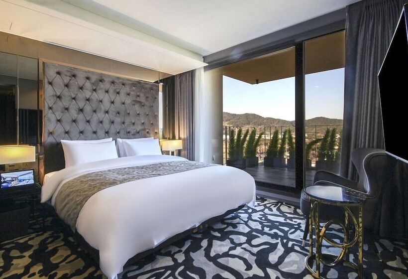Best Louis Hamilton Hotel West Busan