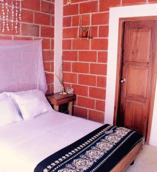 בית מלון כפרי Free Spirit Ecuador, Puerto Engabao