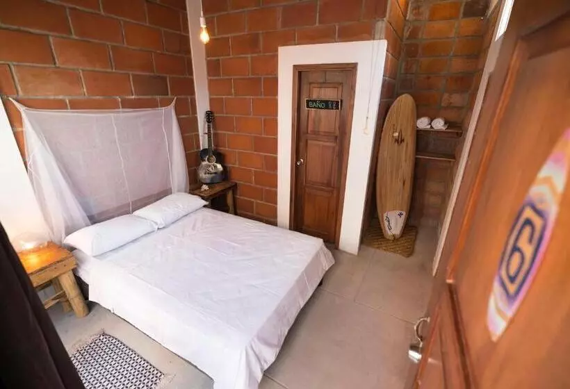 Hotelli Free Spirit Ecuador, Puerto Engabao