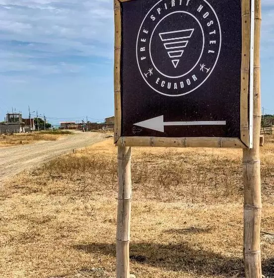 Hotelli Free Spirit Ecuador, Puerto Engabao