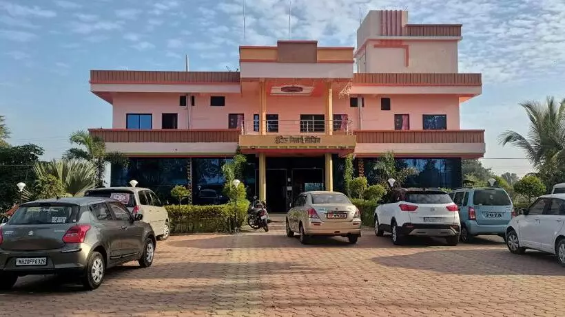 Hotelli Nisarg Lodging And Restaurant