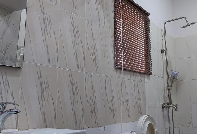 هتل Peace Media S Gwarimpa