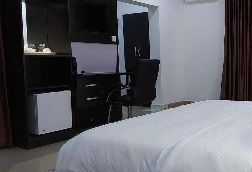 هتل Peace Media S Gwarimpa