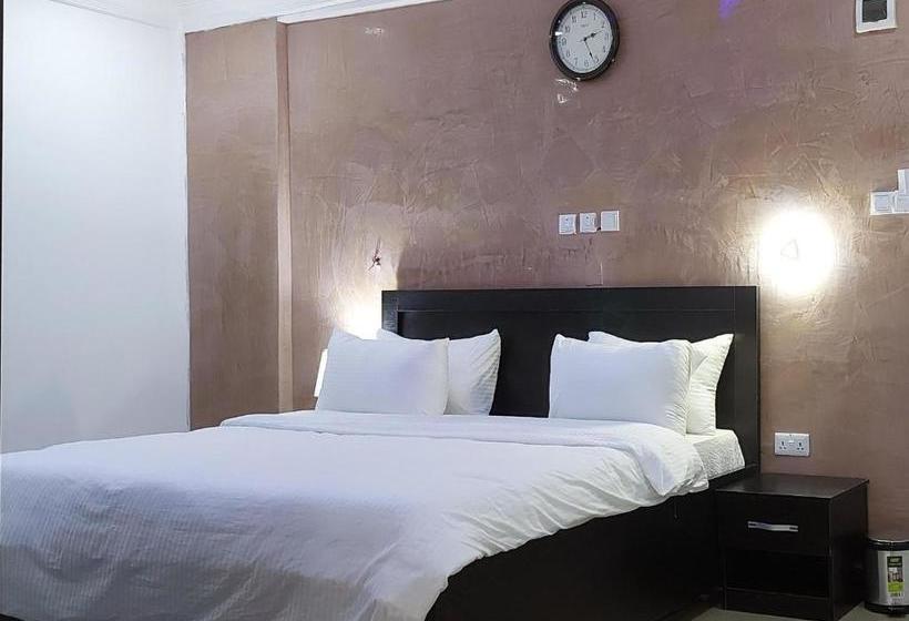 هتل Peace Media S Gwarimpa