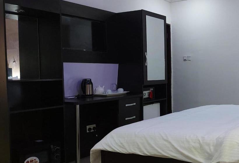 هتل Peace Media S Gwarimpa