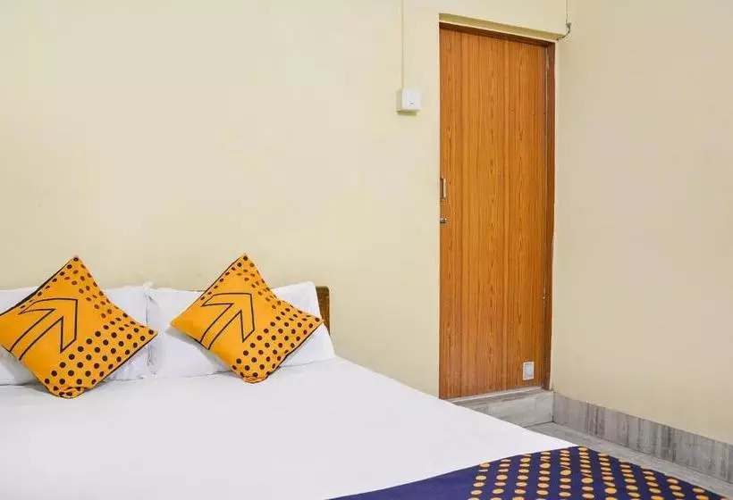 ホテル Spot On 76575 Tulsi Guest House