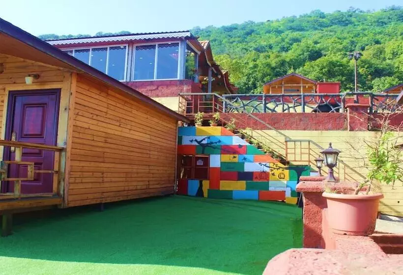 Oxygen Resorts Mahabaleshwar