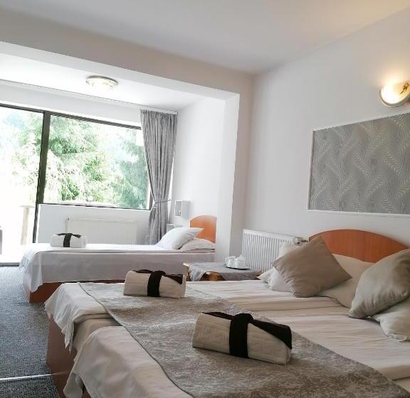 ペンション M7 Villa Bed& Bistro