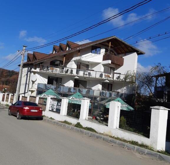 ペンション M7 Villa Bed& Bistro