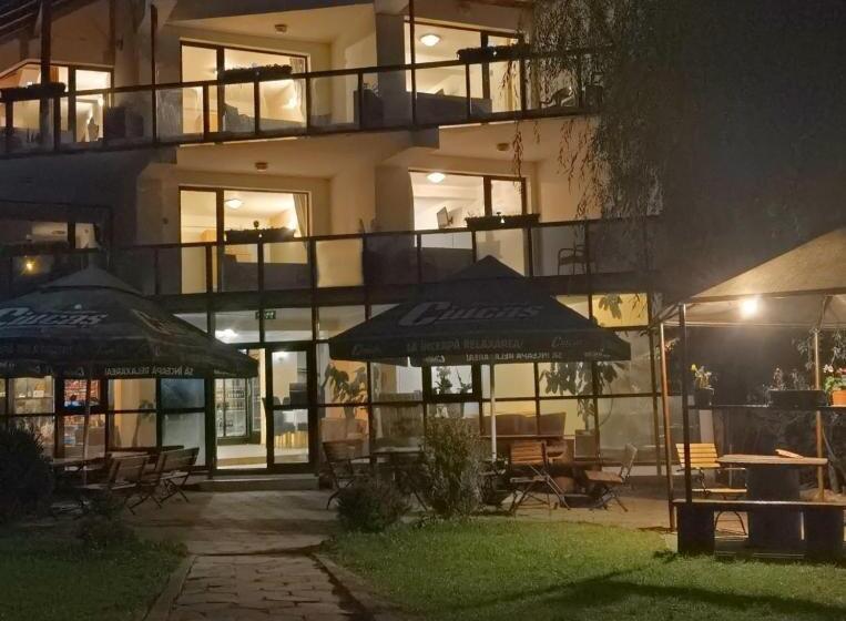 ペンション M7 Villa Bed& Bistro