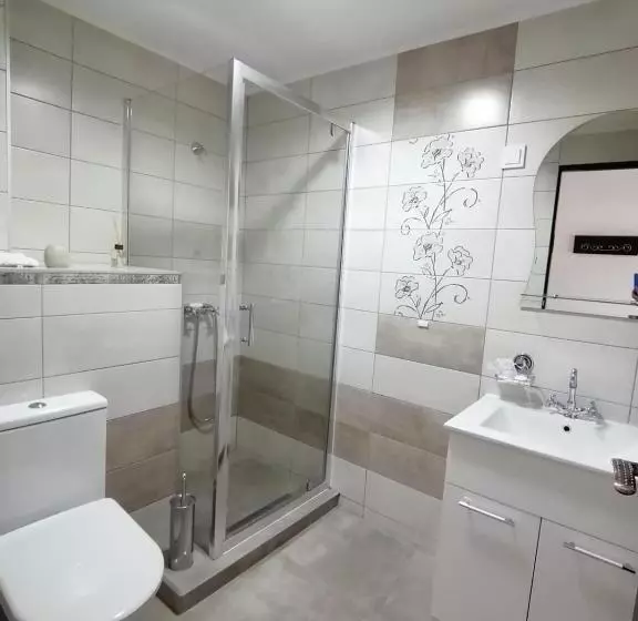 Majatalo M7 Villa Bed& Bistro