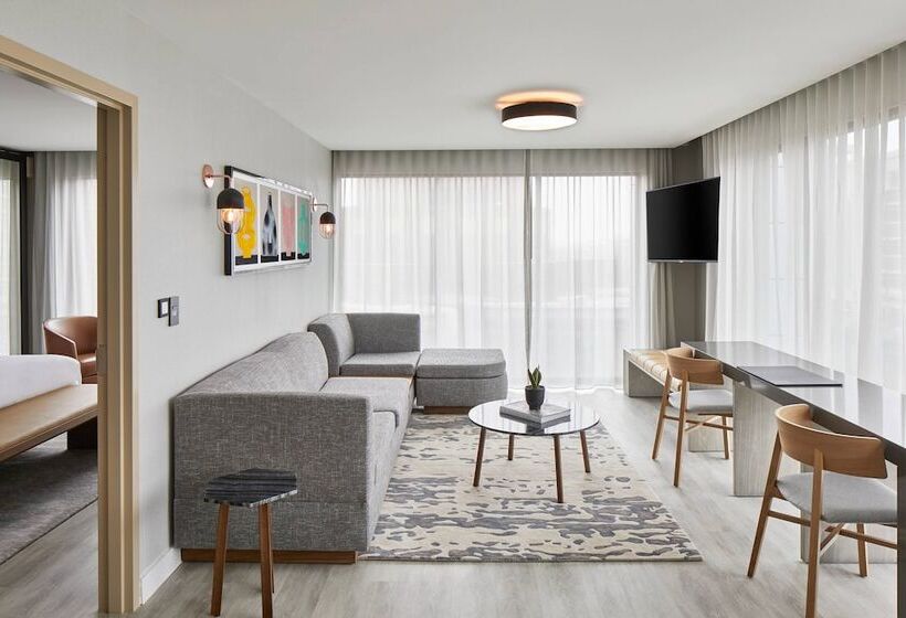 Ac Hotel By Marriott Greenville