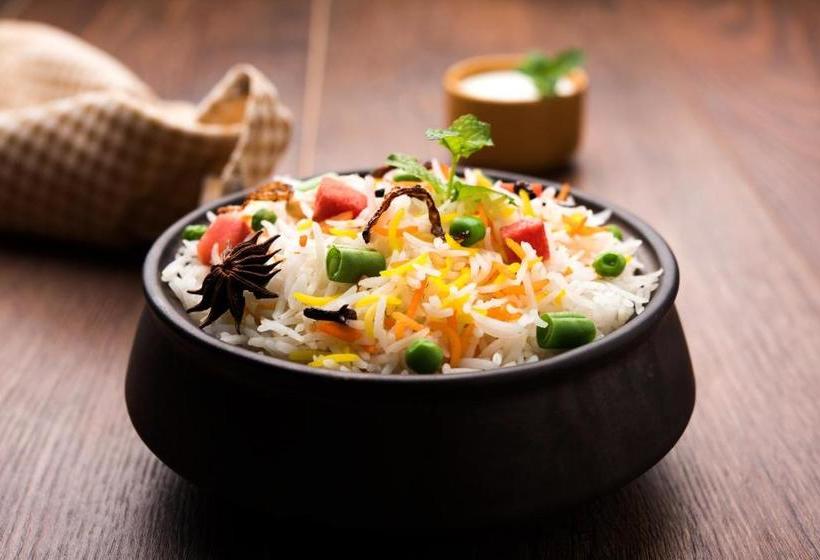 酒店 Capital O76267 The Grand Imperial Restaurant &