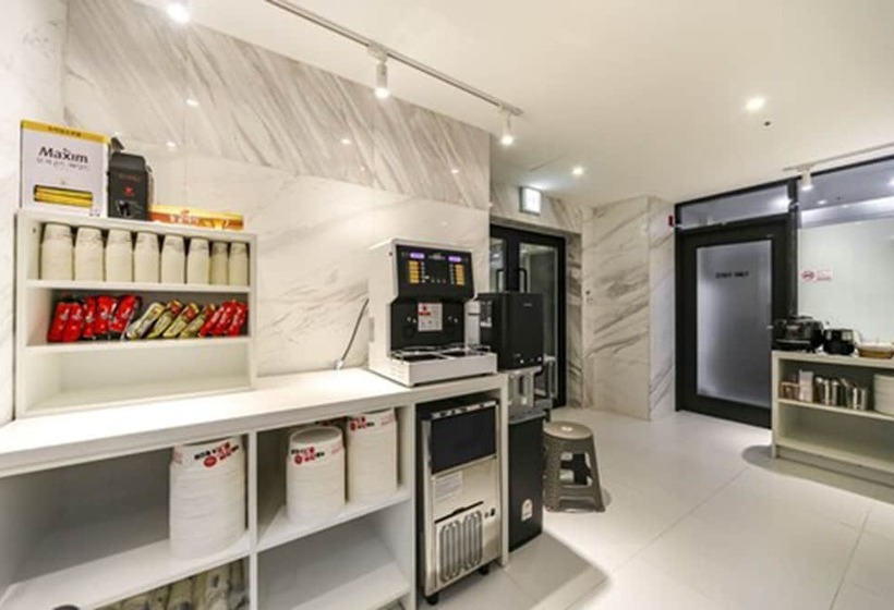 Daegu Dongseongro Hotel Labella