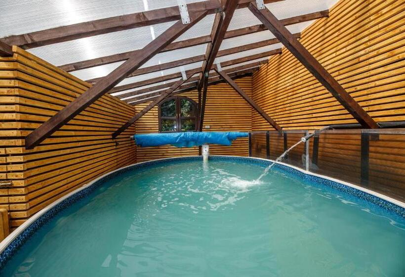 בית מלון כפרי Džbán