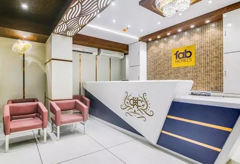 ホテル Treebo Orion Crystal