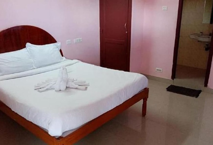 Hotel Fabexpress Corner Stone