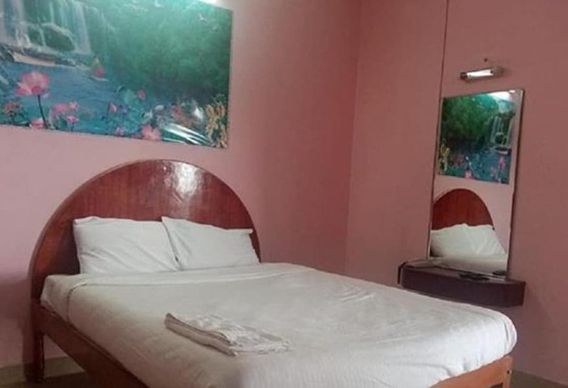 Hotel Fabexpress Corner Stone