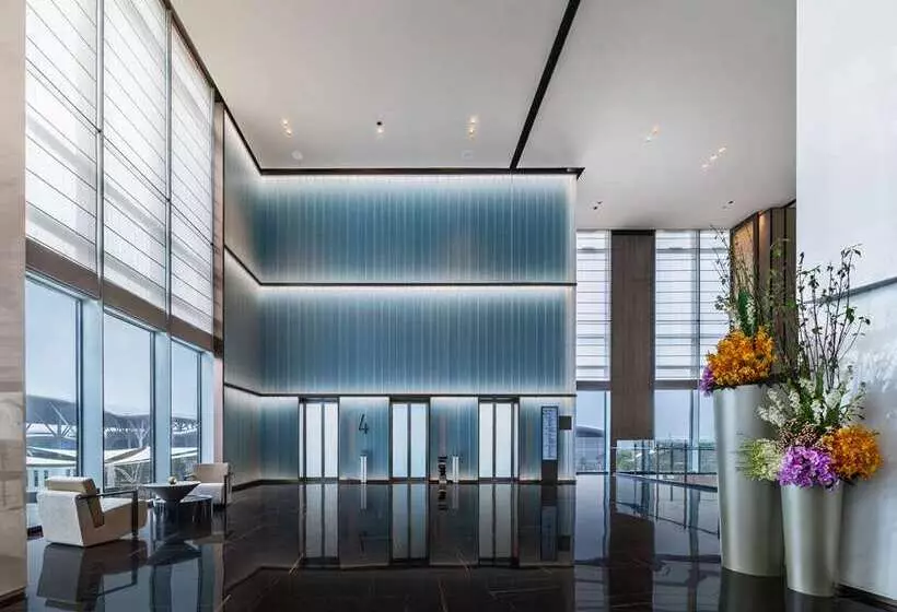 هتل Hilton Shenzhen World Exhibition & Convention Center