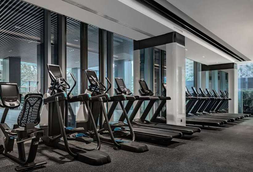 Отель Hilton Shenzhen World Exhibition & Convention Center