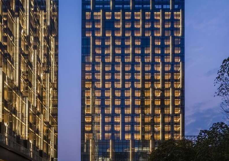 Отель Hilton Shenzhen World Exhibition & Convention Center