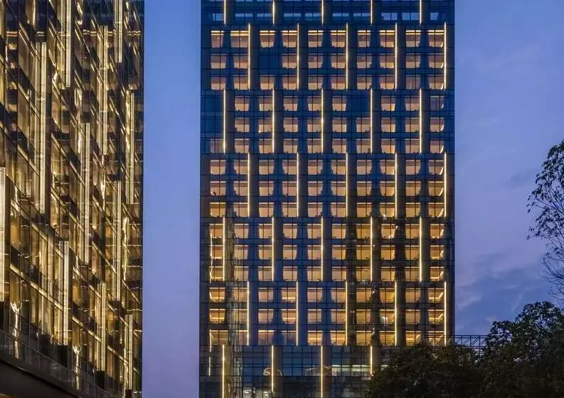 هتل Hilton Shenzhen World Exhibition & Convention Center