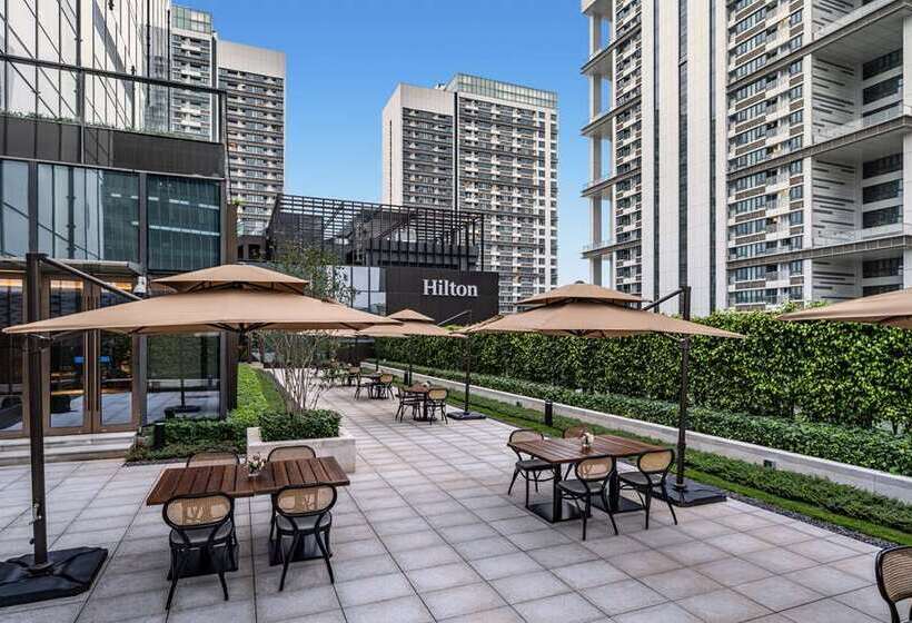 Отель Hilton Shenzhen World Exhibition & Convention Center