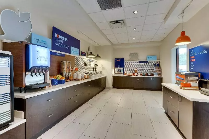 Hotelli Holiday Inn Express & Suites   Dawsonville, An Ihg