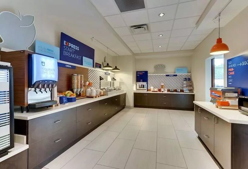 Hotelli Holiday Inn Express & Suites   Dawsonville, An Ihg