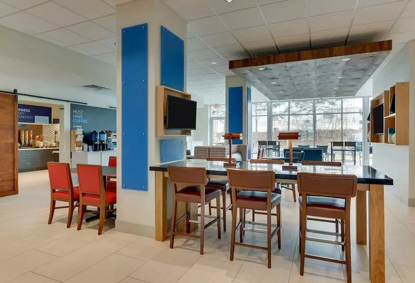 Hotelli Holiday Inn Express & Suites   Dawsonville, An Ihg