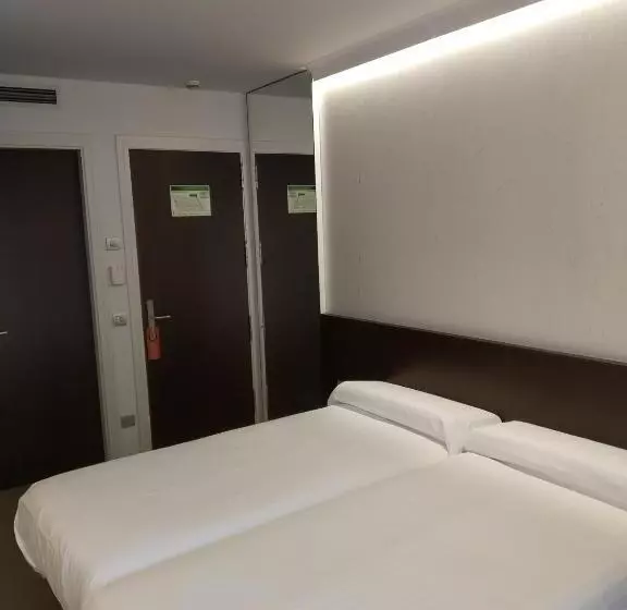 ホテル Olot Centre