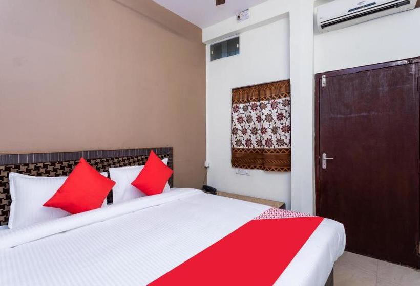 בית מלון כפרי Oyo 30888  Mahadev