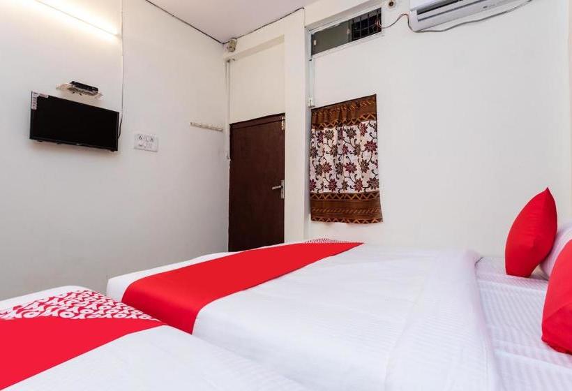 בית מלון כפרי Oyo 30888  Mahadev