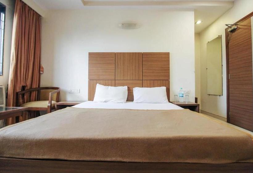 호텔 Spot On 46751 Shoreline Pure Veg