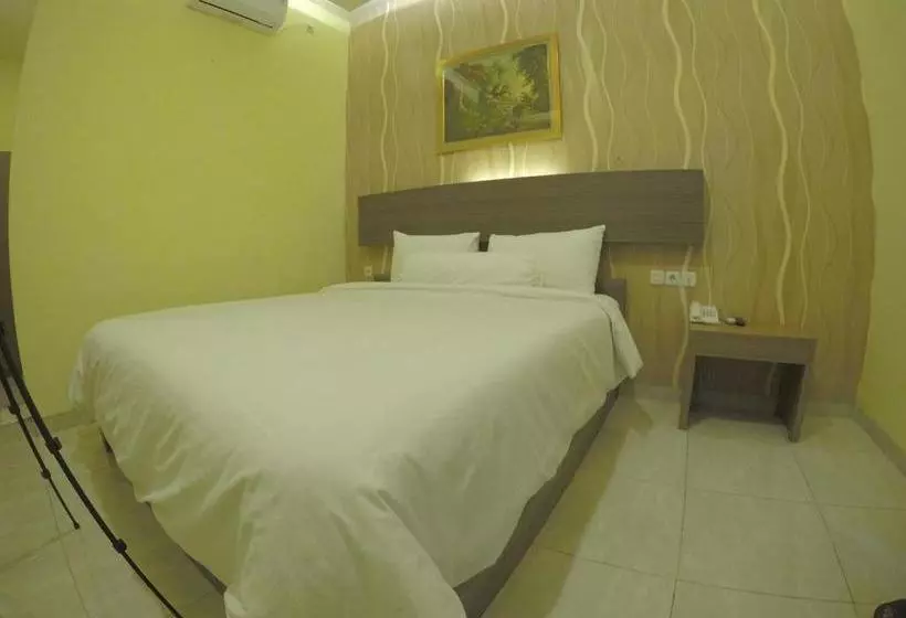 Retkeilymaja Muara Inn Ternate