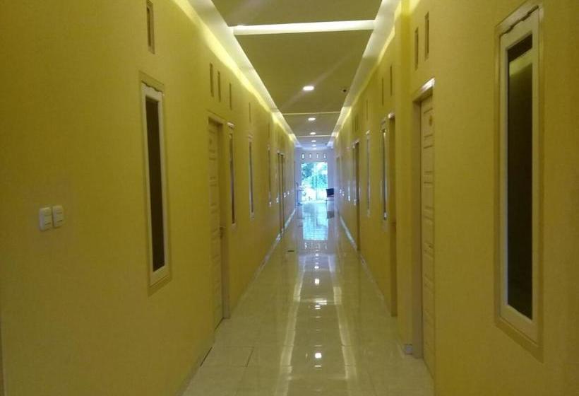 הוסטל Muara Inn Ternate