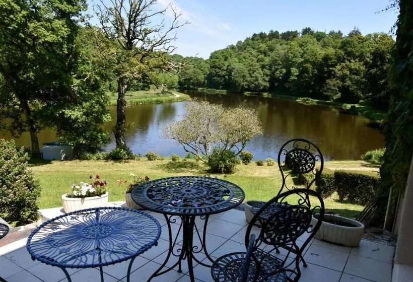 Aamiaismajoitus (B&B) Les Etangs De Pitié