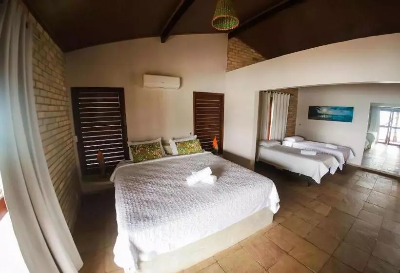 Hotelli Qavi Lagoa View