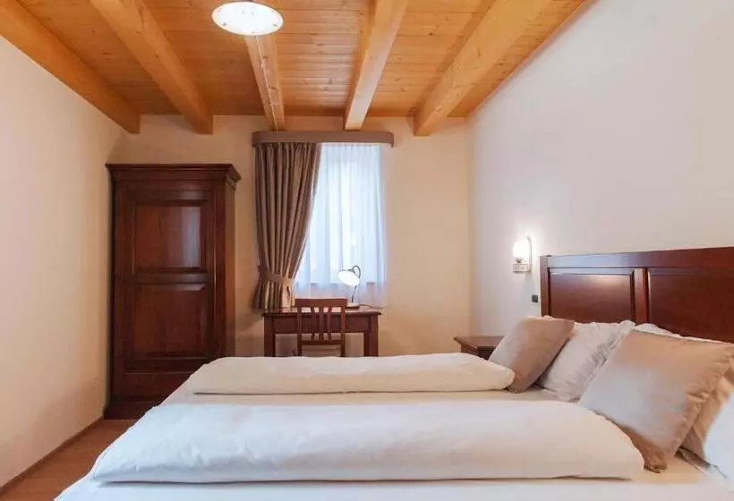 ホテル & Restaurant Pahor