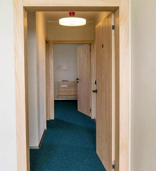 Отель Vinice Hnanice