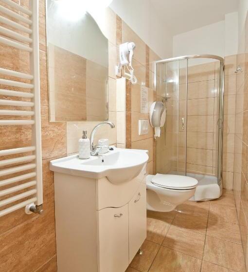 Pensão Borbarátok Háza