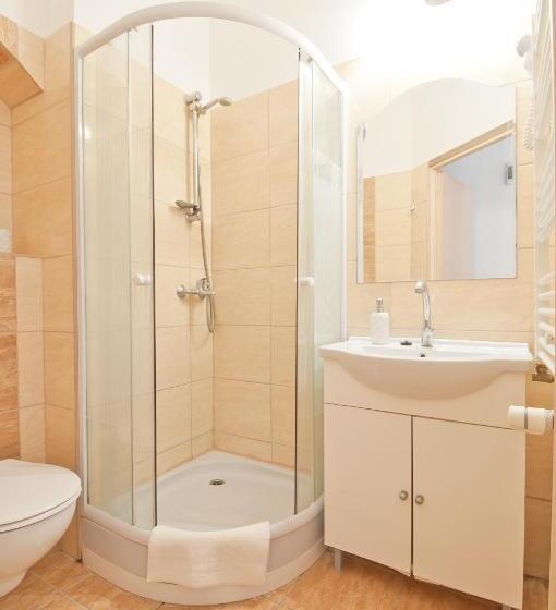 Pensão Borbarátok Háza