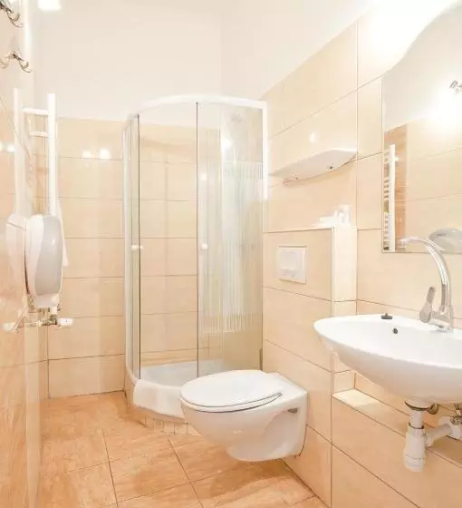 Majatalo Borbarátok Háza