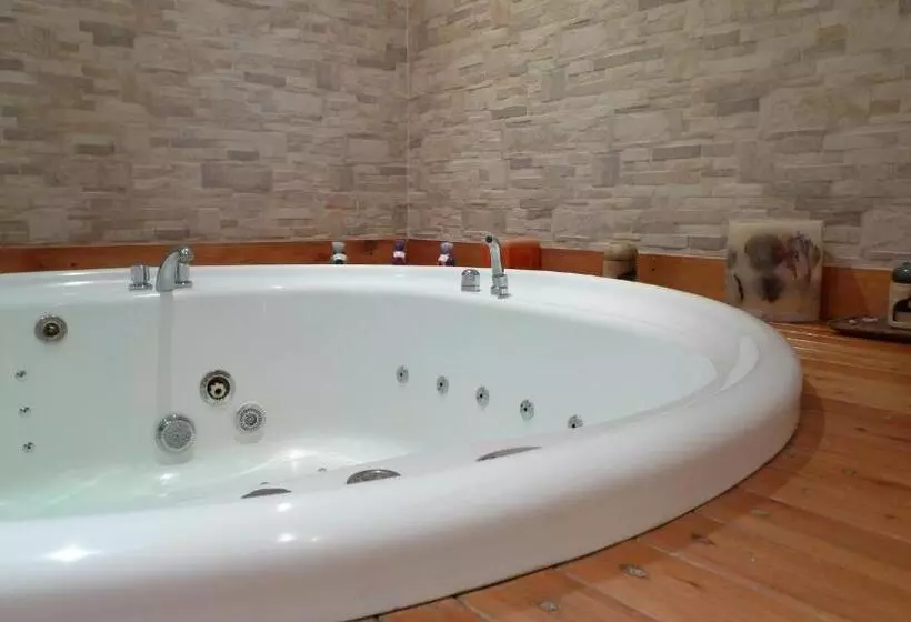 Rey Del Bosque Apart   Hotel & Spa