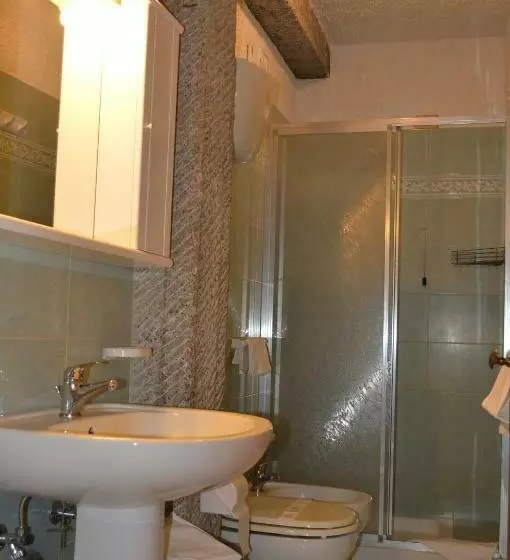 ホテル Albergo Sella   Monte Amiata