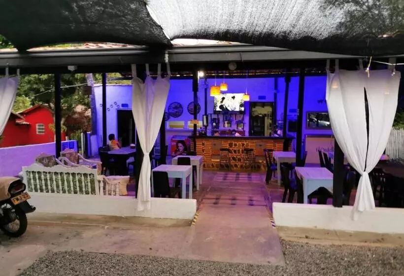 استراحتگاه Hosteria El Castellano