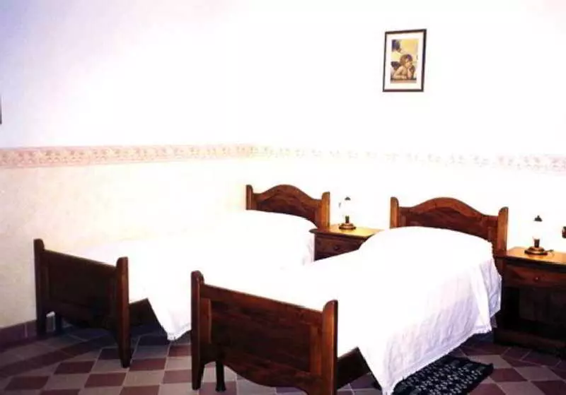 ベッドアンドブレックファースト Domu E Luna