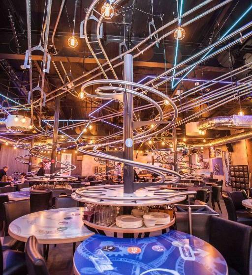 酒店 Alton Towers Resort